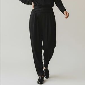 NWOT ZARA Black High Waist Tapered Button Ankle Pants Small Drop Crotch